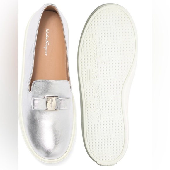 Salvatore Ferragamo Novello Leather Big Kids Sneakers - Picture 11 of 12